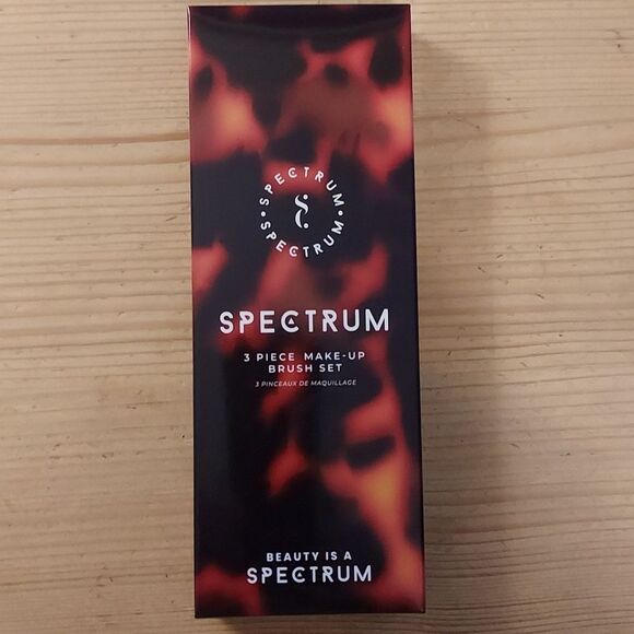 Spectrum 3 piece makeup brushes set - Picture 2 of 4